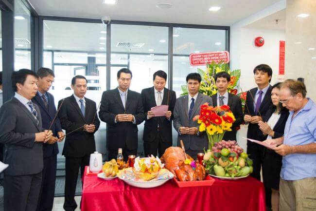 Bài cúng chuyển văn phòng mới